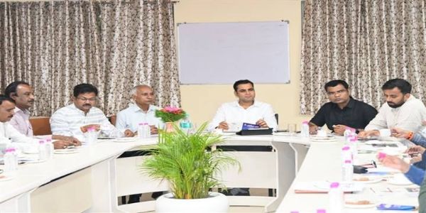 जबलपुरः नर्मदा महोत्सव में गूंजेंगे लखवीर सिंह लक्खा, मैथिली ठाकुर और अभिलिप्‍सा पांडा के भजन