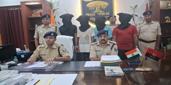 हत्या की साजिश रचने वाले तीन अपराधकर्मी व एक साजिशकर्ता गिरफ्तार