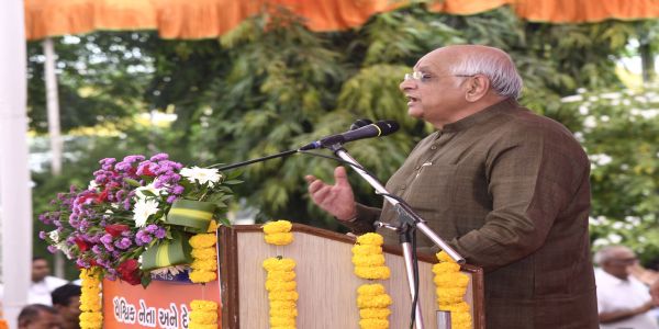 सरकारी योजनाओं का लाभ संतृप्त की स्थिति तक पहुँचाना प्रधानमंत्री का संकल्प सराहनीय : मुख्यमंत्री