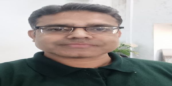 न्यायिक प्रशासन प्रतिभाशाली स्नातकों के लिए आकर्षक क्यों नहीं