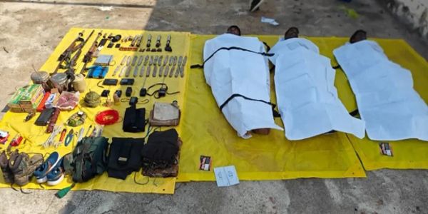 छत्तीसगढ़ के कांकेर में हुई मुठभेड़ में 14 लाख के इनामी तीन नक्सली ढेर