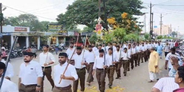 दमोहः महाविघालीन छात्रों ने किया पथ संचलन, शहीद भगत सिंह जयंती पर आयोजन