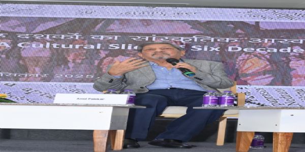 हम पारंपरिक तरीके से अपनी कहानी लिखेंगे तो किताब उबाऊ हो जाएगी: अमोल पालेकर