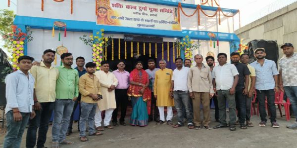 आशा लकड़ा ने किया शिवपुरी दुर्गा पूजा पंडाल का उद्घाटन