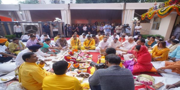 दिल्ली भाजपा के नए मुख्यालय में गृह प्रवेश पूजा संपन्न, शाम को प्रधानमंत्री करेंगे उद्घाटन