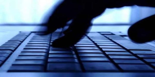 मॉडलिंग का झांसा देकर महिला से 32 लाख रुपए की ठगी
