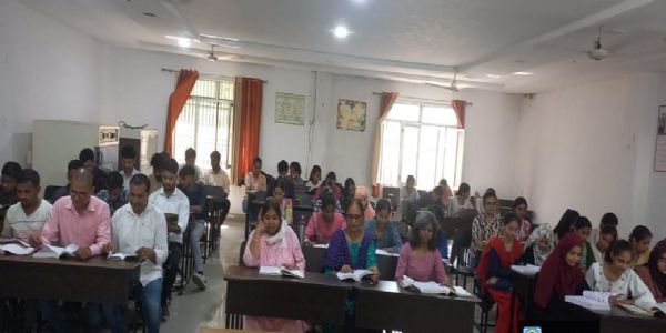 पुस्तक अध्ययन व्यक्तिगत और मानसिक विकास में भी सहायक: डॉ. बिजेंद्र सिंह