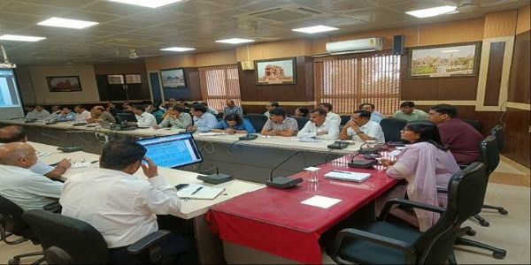 मुख्यमंत्री कन्यादान योजना की सभी तैयारियां समय रहते पूर्ण करें: कलेक्टर