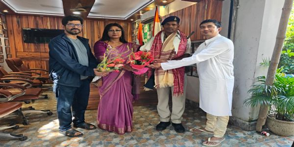 सांसद महुआ माजी की सुरक्षा में तैनात कर्मी ने पेश की ईमानदारी की मिसाल