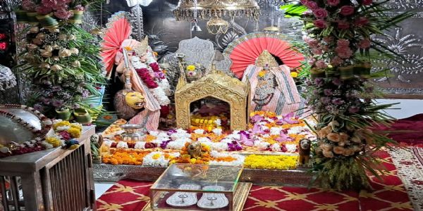 आश्विन नवरात्र की सप्तमी पर त्रिलोकपुर मंदिर में 13 लाख 23 हजार 200 का चढ़ावा