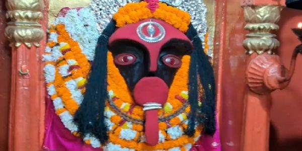 शारदीय नवरात्र: सातवें दिन मां कालरात्रि के दरबार में श्रद्धालुओं ने लगाई हाजिरी