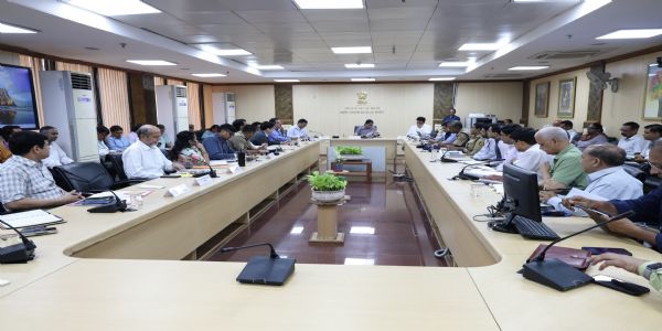 छठ पर्व की तैयारियों को लेकर सोमवार को मुख्यमंत्री रेखा गुप्ता ने दिल्ली सचिवालय में एक उच्चस्तरीय बैठक आयोजित कीं