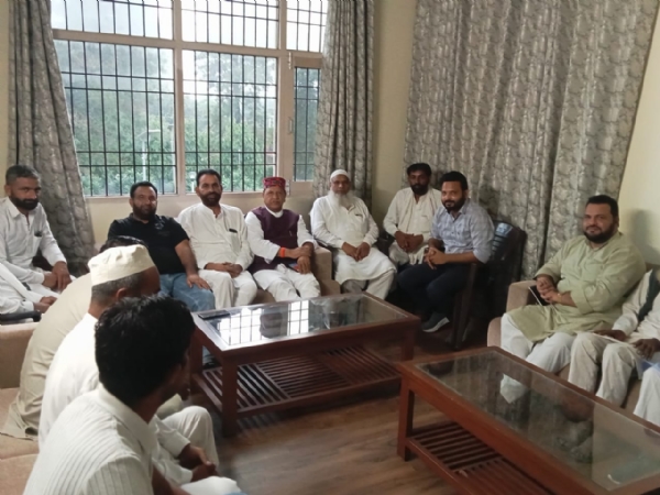 भाजपा प्रदेश अध्यक्ष डॉ राजीव बिंदल  ने भाजपा  अल्पसंख्यक मोर्चे के साथ बैठक
