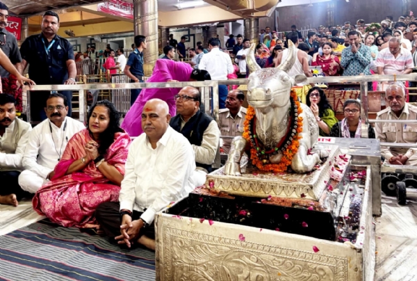 बीजेपी प्रदेश अध्यक्ष ने जन्मदिन पर किए बाबा महाकाल के दर्शन