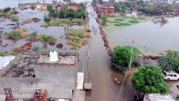 पानी से लबालब गांव राजली।