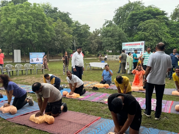 सीपीआर और एईडी प्रशिक्षण का आयोजन:570 प्रतिभागियों ने भाग लेकर किया सीपीआर का प्रशिक्षण प्राप्त