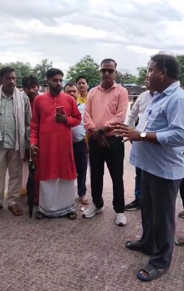 गणेश प्रतिमाओं के विसर्जन के लिए अपील करते हुए