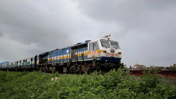 भारी बारिश के चलते रेलवे ने जम्मू में 30 सितंबर तक 68 ट्रेनें रद्द कीं, 24 फिर से चलेंगी