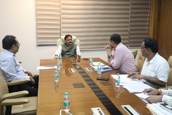 उप मुख्यमंत्री राजेन्द्र शुक्ल ने की रीवा जिले की खाद वितरण व्यवस्था की समीक्षा