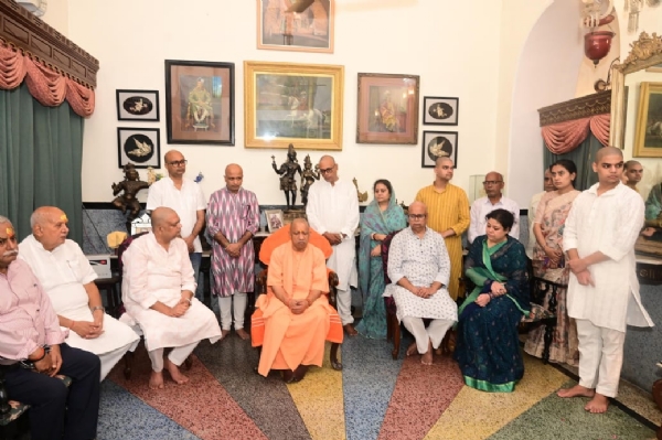 मुख्यमंत्री योगी ने अयोध्या राज परिवार के मुखिया को दी श्रद्धांजलि