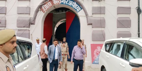 जिला जज , जिलाधिकारी और  एसएसपी ने जिला कारागार का किया निरीक्षण