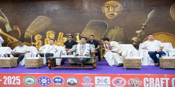 मुख्यमंत्री खांडू ने कारीगर-सह-हस्तशिल्प प्रदर्शनी केंद्र और क्राफ्ट कनेक्ट अरुणाचल-2025 का किया उद्घाटन