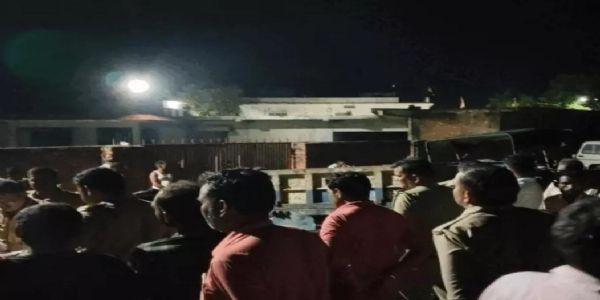 आकाशीय बिजली की चपेट में आने से मां-बेटी की दर्दनाक मौत