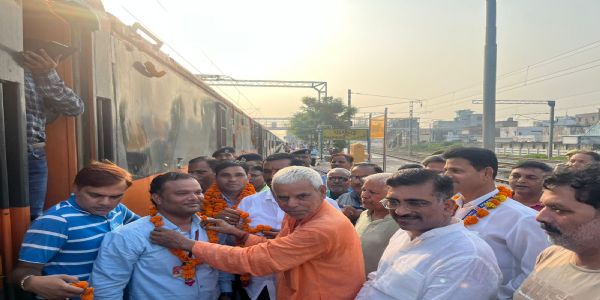 औरैया को मिली अमृत भारत ट्रेन की सौगात, जनपदवासियों में खुशी की लहर