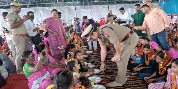 मिशन शक्ति 5.0 :पुलिस लाइन सभागार में 501 कन्याओं का पूजन