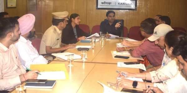 नशे के मामले में काॅन्टैक्ट ट्रेसिंग के जरिए सप्लाई चेन को तोड़ना जरूरी : उपायुक्त