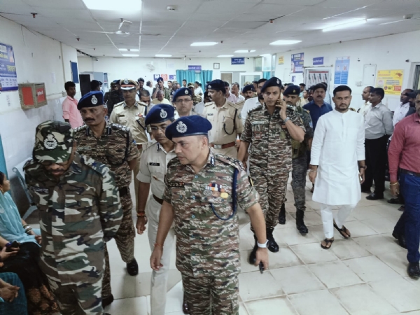 पलामू पहुंचे पुलिस के बड़े अधिकारी