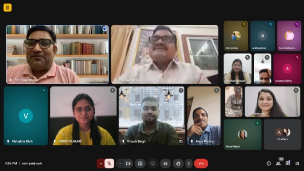 *शिक्षा जगत में अपनी महत्वपूर्ण उपलब्धियों और समर्पण के लिए सम्मानित हुए प्रोफेसर*