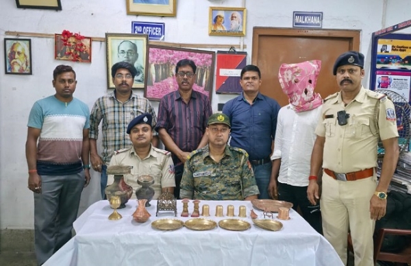 रहड़ा पुलिस ने चोरी की गई सामान बरामद की