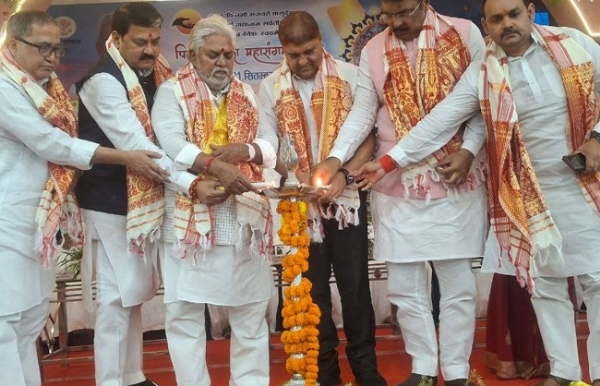 पितृपक्ष मेले के उद्धाटन मौके पर बिहार सरकार के मंत्रीगण