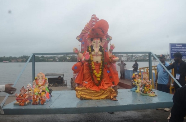 भोपाल में गणेश मूर्तियों का विसर्जन