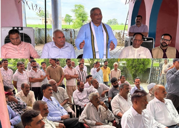 सत शर्मा ने बाढ़ प्रभावित लोगों को राहत और पुनर्वास का आश्वासन दिया