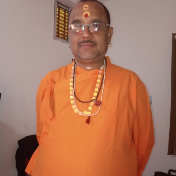 पुजारी उमेश द्विेवेदी उर्फ बंटी महराज