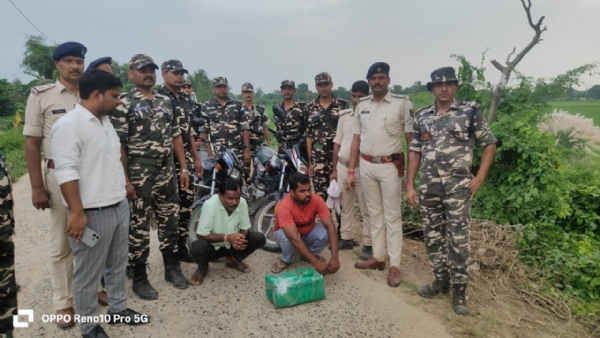 एसएसबी व पुलिस गिरफ्त में दोनो तस्कर
