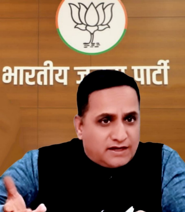 पवन शर्मा ने डोडा विधायक को फटकार लगाई, अपमानजनक टिप्पणी पर सार्वजनिक रूप से माफ़ी मांगने की मांग की