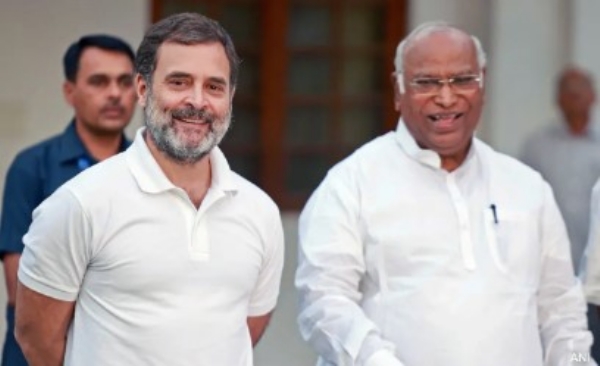 राहुल गांधी और मल्लिकार्जुन खरगे