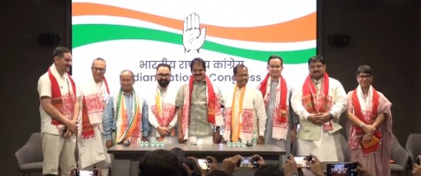 असम भाजपा के पूर्व विधायकों सहित कई नेताओं ने थामा कांग्रेस का दामन