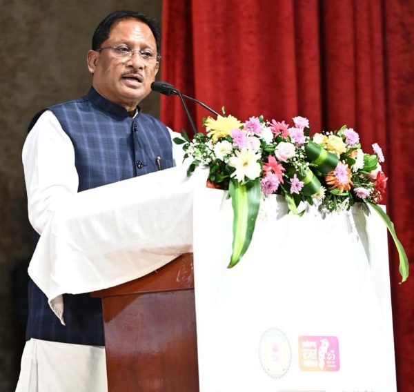 मुख्यमंत्री साय सौर ऊर्जा जागरूकता और प्रोत्साहन अभियान को संबोधित करते