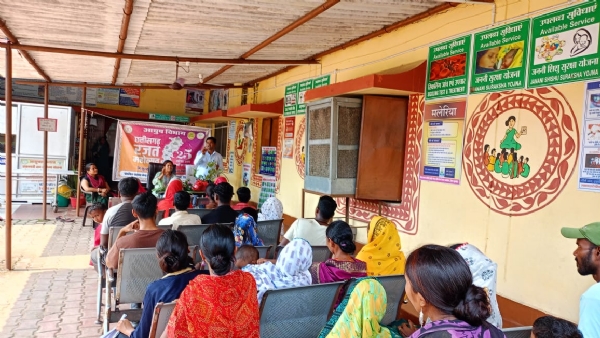 हर दिन हर घर आयुर्वेद अभियान के तहत स्वास्थ्य जागरूकता शिविर का आयोजन