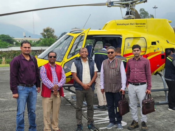 देहरादून से प्रस्थान करती केंद्रीय टीम।