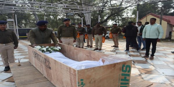 सड़क हादसे में एसआई हेमंत भगत की मौत, एक जवान घायल