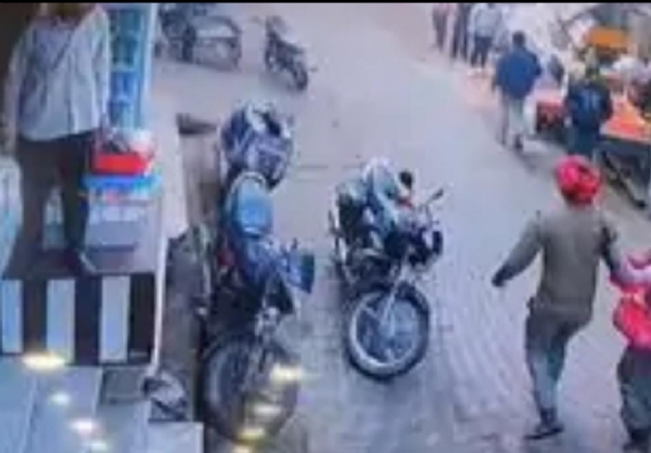 महिला से मारपीट का वीडियो वायरल