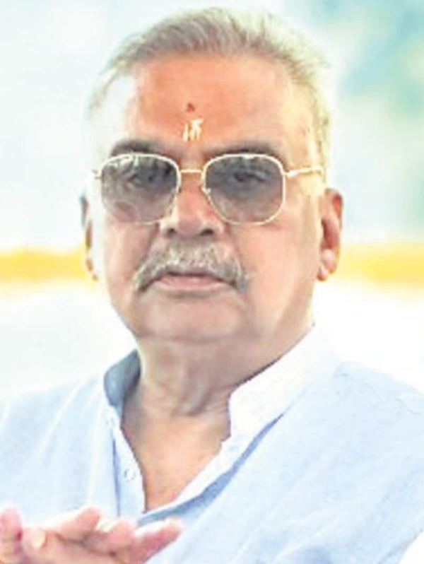 पूर्व विधायक हितेंद्र ठाकुर की फाइल फोटो।