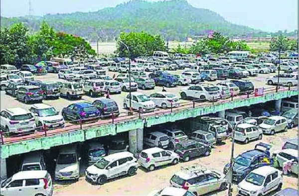 दीनदयाल पार्किंग