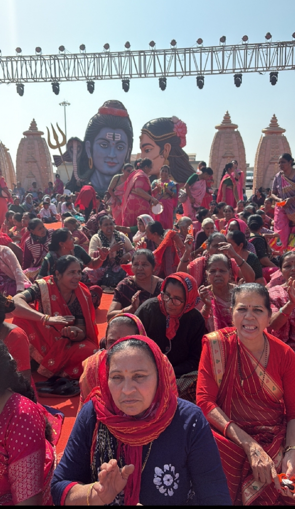 सोमनाथ मंदिर में श्रद्धालुओं का उत्साह