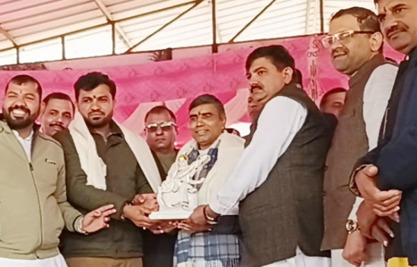 सोनीपत: राजकीय वरिष्ठ माध्यमिक विद्यालय  में नवनिर्मित स्कूल भवन के उद्घाटन अवसर पर शिक्षा मंत्री महीपाल ढांडा